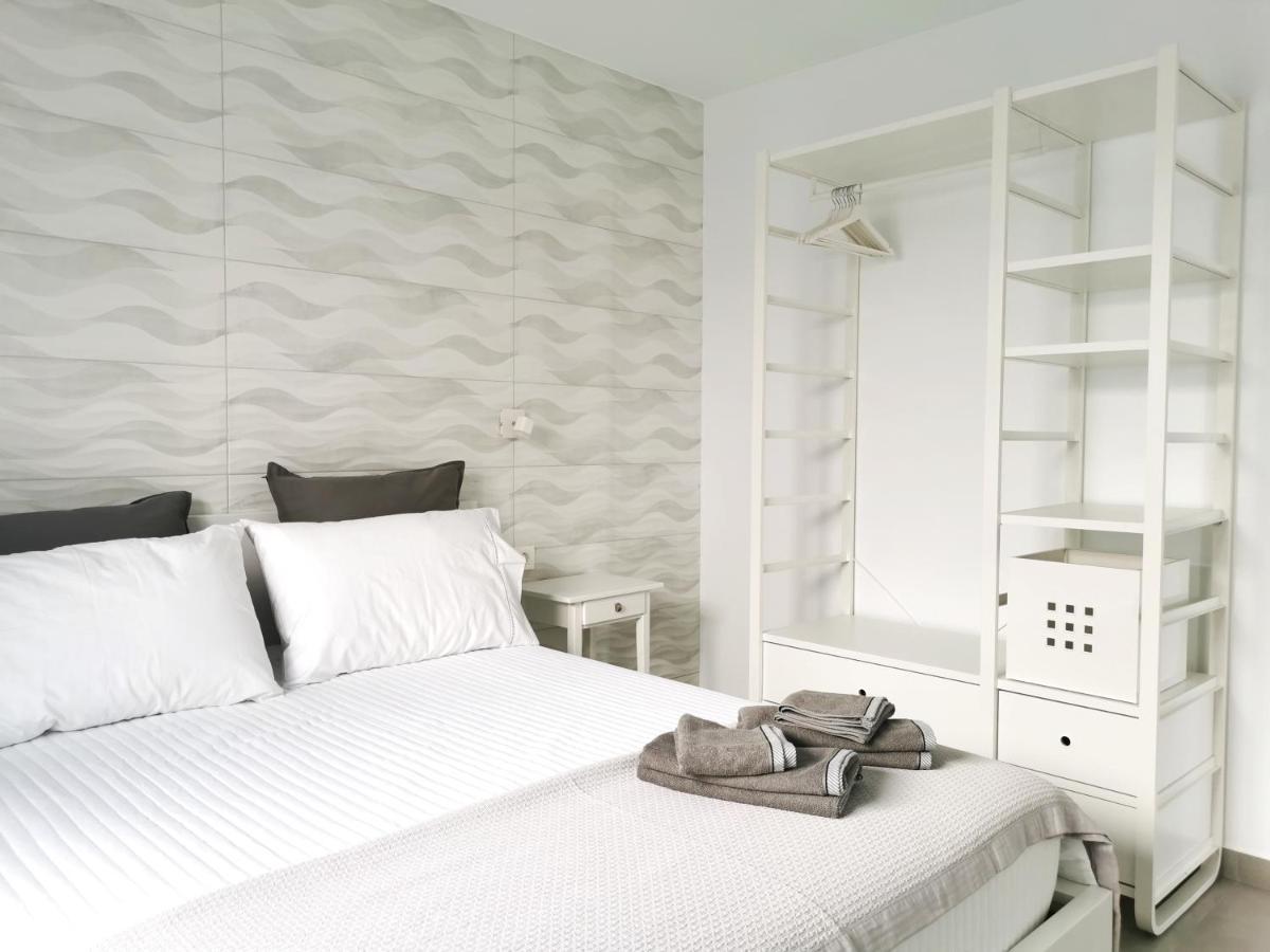 Luxury Apartment On The Beach Playa Honda  Bagian luar foto