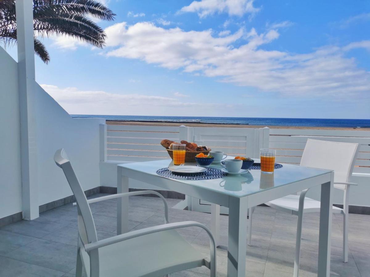Luxury Apartment On The Beach Playa Honda  Bagian luar foto