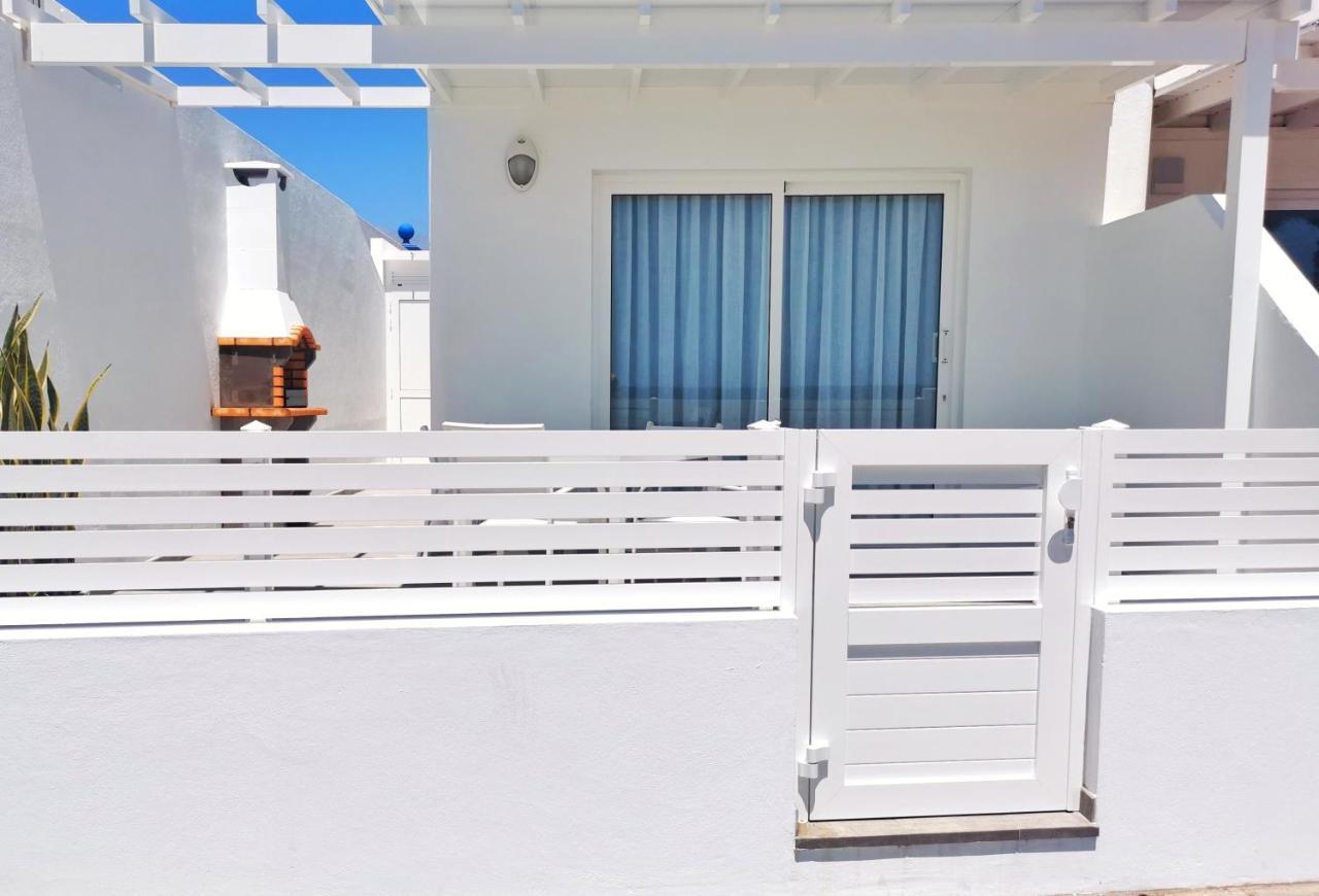 Luxury Apartment On The Beach Playa Honda  Bagian luar foto