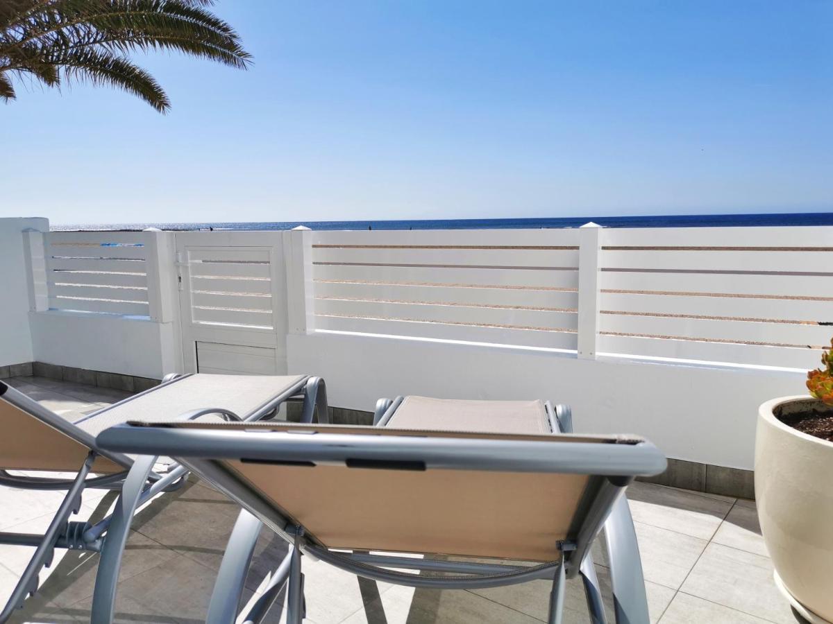 Luxury Apartment On The Beach Playa Honda  Bagian luar foto